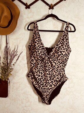 Leopard Print One-Piece Swimsuit With Bow Detail Size XL By Nicole Miller Studio